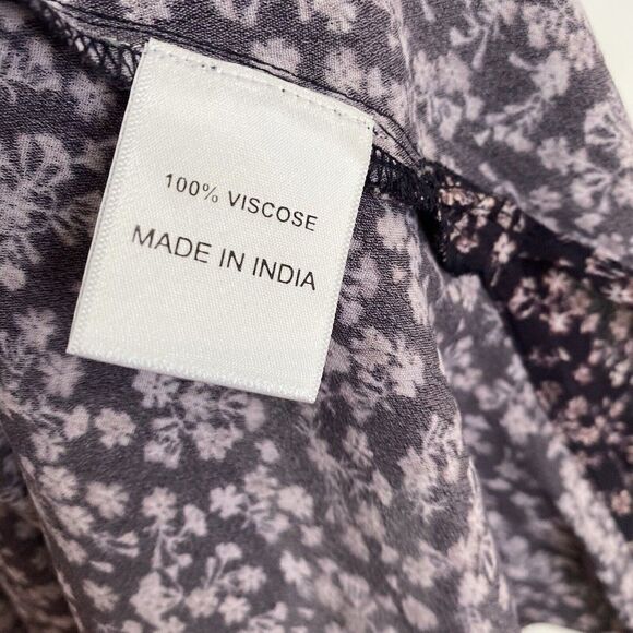 SAINT HELENA Chiffon Floral Purple Smocked Long Sleeve Dress SIZE S Pockets - Picture 7 of 9